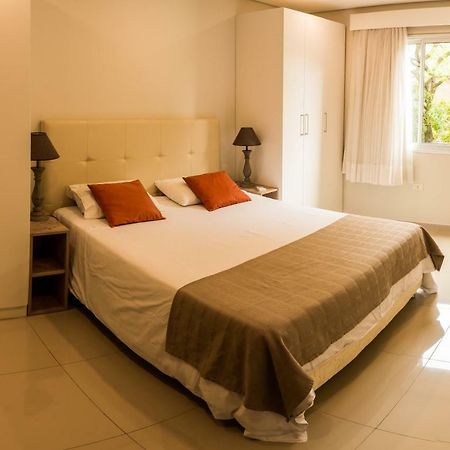 Realty Py Villa Morra Asuncion Ngoại thất bức ảnh